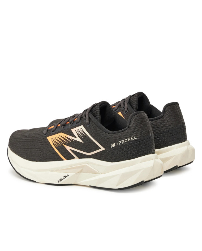 Buty męskie New Balance NB FUEL CELL PROPEL MFCPRCB5 Czarne - Sklep online Mastersport